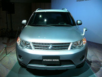 三菱自動車、新型SUVの国別販売計画を発表 画像
