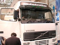 ボルボとダイクラ、三菱を巡って水面下の争いをさらに激化!? 画像