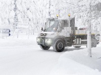 メルセデスベンツの万能商用車、ウニモグ…大幅改良を予告 画像