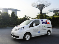 日産、フェデックスとシンガポールで「e-NV200」の実証運行試験 画像