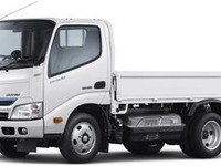 日野 デュトロ 一部改良…電動パーキングブレーキを設定 画像