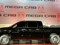 【シカゴモーターショー05】ダッジ ラム メガキャブ…とにかく広い 画像