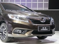 【上海モーターショー13】広汽ホンダ、新型ミドルセダン“凌派”発表 画像
