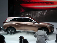 【上海モーターショー2013】アキュラ SUV-X は3年後に中国で生産開始 画像