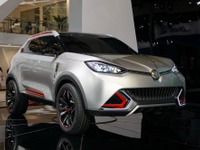 【上海モーターショー13】MGの小型SUVコンセプト CS…［詳細画像］ 画像
