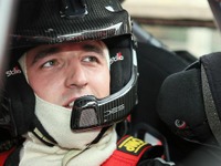 ロバート・クビサがメルセデスAMGでF1シミュレーターテスト 画像