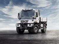 メルセデスベンツの万能商用車、ウニモグ…大幅改良で新世代へ進化 画像