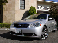 【インプレ'04】小沢コージ　日産『フーガ』 日本車以上ドイツ車未満 画像