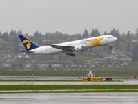 ボーイング、ミアットモンゴル航空に最初の767-300ER航空機を納入 画像