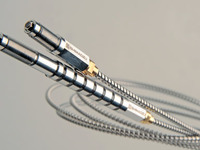 【人とくるまのテクノロジー展13】島津製作所、エンジンの燃焼状態計測器向け高耐久性プローブを出展 画像