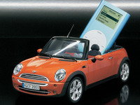 MINI でも iPod を接続可能…専用インターフェイス 画像