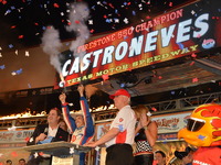 【INDYCAR 第8戦】カストロネベスが最速オーバルを制す 画像