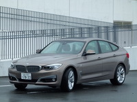 【BMW 320i グランツーリスモ 試乗】極上の後席空間が魅力…島崎七生人 画像