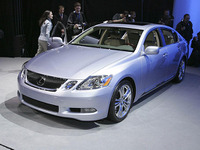 【ニューヨークモーターショー05】トヨタ/レクサスが GS ハイブリッド と IS 出展 画像