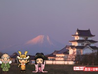 ケータイ国盗り合戦、世界遺産登録の富士山を望む「富士五名城めぐり」を開始 画像