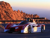 【パイクスピーク13】三菱、練習走行で前日に続きEVクラスのトップ2独占 画像