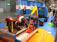 【東京モーターサイクルショー05】JAFもタンデム解禁を当て込む? 画像