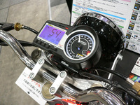 【東京モーターサイクルショー05】多機能メーター…スペシャルパーツ武川 画像