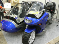 【東京モーターサイクルショー05】これはバイク? クルマ? 画像
