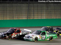 【NASCARキャンピングワールド 第8戦】トヨタ、カイル・ブッシュが3位フィニッシュ 画像