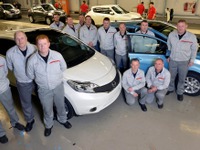 日産 ノート 新型、欧州で現地生産を開始…英サンダーランド工場 画像