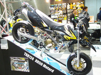 【東京モーターサイクルショー05】ホンダの定番、モンキー と XR …写真蔵 画像