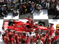 【INDYCAR 第11戦】後半の形勢逆転でホンダが200勝達成、琢磨は前半好走も残念な結末に 画像