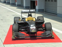 スーパーフォーミュラの来季新マシン「SF14」が富士で走行テストを開始 画像