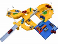 トミカ「高速道路 ぐるぐるインターチェンジ」発売…「にぎやかドライブ」と連結可能 画像