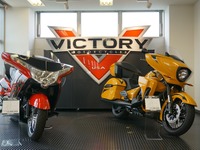 車重400kg、排気量1731ccのアメリカンバイク、ヴィクトリー［写真蔵］ 画像