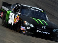 【NASCARネイションワイド 第17戦】トヨタ、Ky・ブッシュが今季7勝目 画像