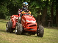 英ホンダと『Top Gear』、世界最速の芝刈り機を共同開発…最高速209km/h 画像