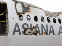 アシアナ航空の着陸事故で亡くなった少女、消防車に轢かれて死亡と断定 画像