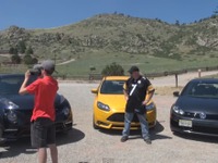フォード・フォーカスST、VWゴルフR、日産ジュークNISMOの加速を比較［動画］ 画像
