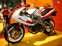 【東京モーターサイクルショー05】イタリアントリコロール…ビモータ写真蔵 画像