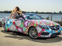 メルセデスEクラス カブリオレに斬新なアートカー…女性デザイナーの世界観を表現 画像