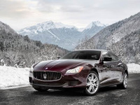 マセラティ、クアトロポルテ のV6モデル2種を発表 画像