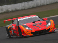 【SUPER GT 第4戦】終盤に上位壊滅の大波乱発生、GT500優勝はARTA HSV-010 画像