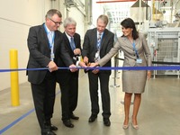 独ZF、米国に新工場を開業…9速ATを生産へ 画像