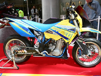 【東京モーターサイクルショー05】写真蔵…バイク以外にもいろいろ 画像