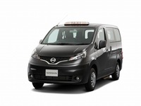 日産、LPGとガソリンに対応する NV200バネットタクシー を発売 画像