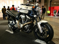 【東京モーターサイクルショー05】ジャパニーズVツイン、ヤマハ MT-01 写真蔵 画像