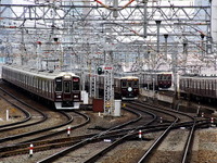 阪急阪神HD、グラングロント大阪効果で鉄道増益…2013年度4~6月期連結決算 画像