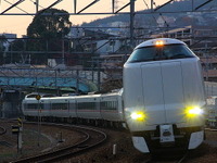 近畿車輛、大幅な減収で赤字転落…2013年度4～6月期連結決算 画像