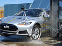 【NHTSA】テスラ モデルS、最高の衝突安全性評価…EVで3車種目 画像