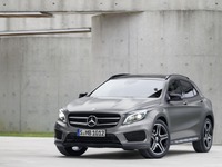 【フランクフルトモーターショー13】メルセデスベンツの小型SUV 、GLA …公式発表 画像
