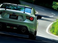 STI、スバル BRZに“tS”を設定…ブレンボ製ブレーキ、ドラシャ大径化、VDC専用チューニング 画像