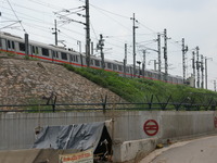 デリーメトロ、電気系統トラブルにより一部路線運航停止 画像
