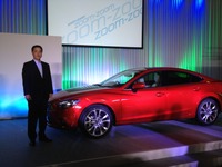 マツダ防府工場1000万台、小飼社長「ここから日本のモノ造りを世界に展開」 画像