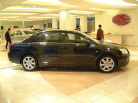 日本メーカーの海外生産、国内に迫る…04年 画像